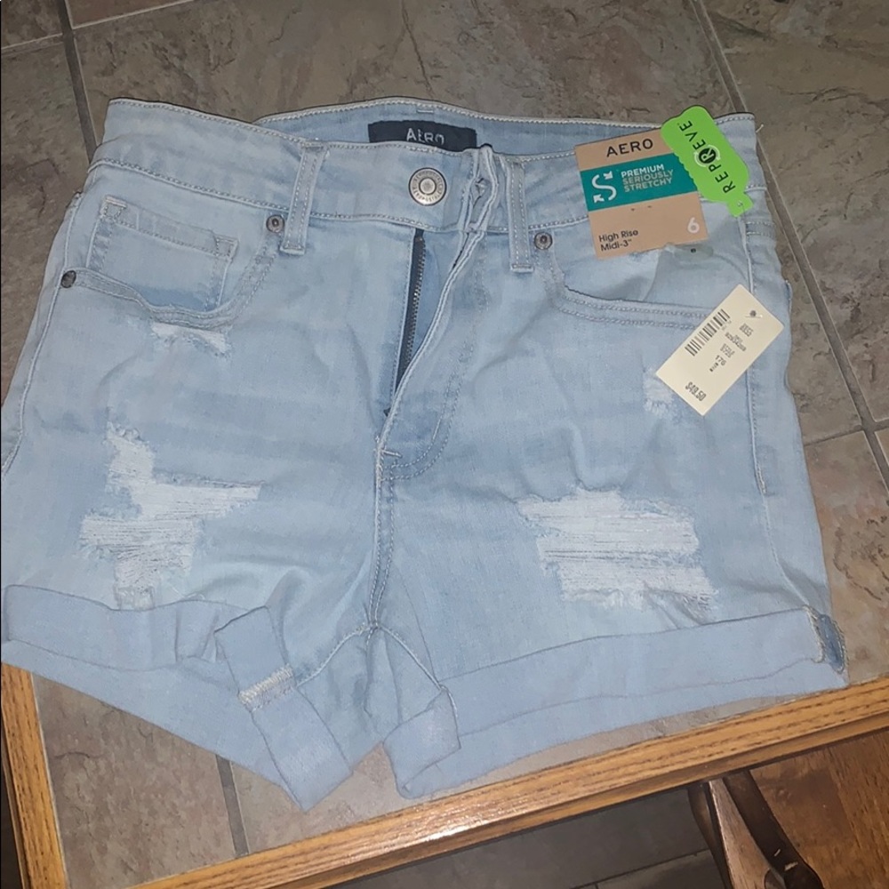 Jean Shorts - Picture 1 of 4